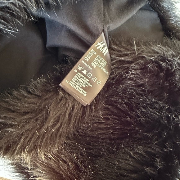 H&M Black Faux Fur Scarf Snood - Picture 5 of 8